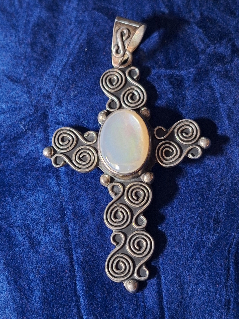 Vintage Mexican Sterling Silver 925 Mother-of-pearl Scrollwork Cross Pendant